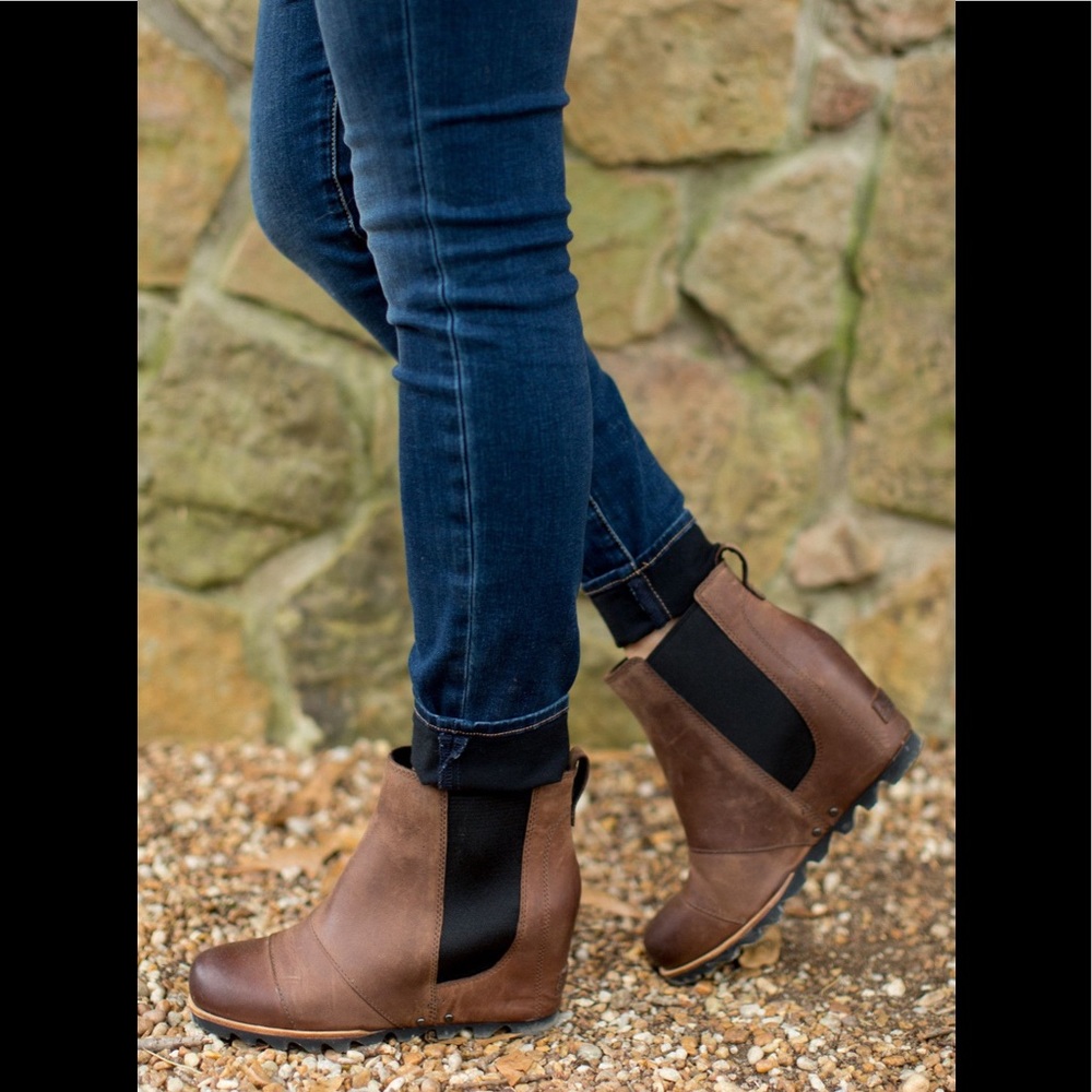 Sorel Women's Lea Wedge Booties